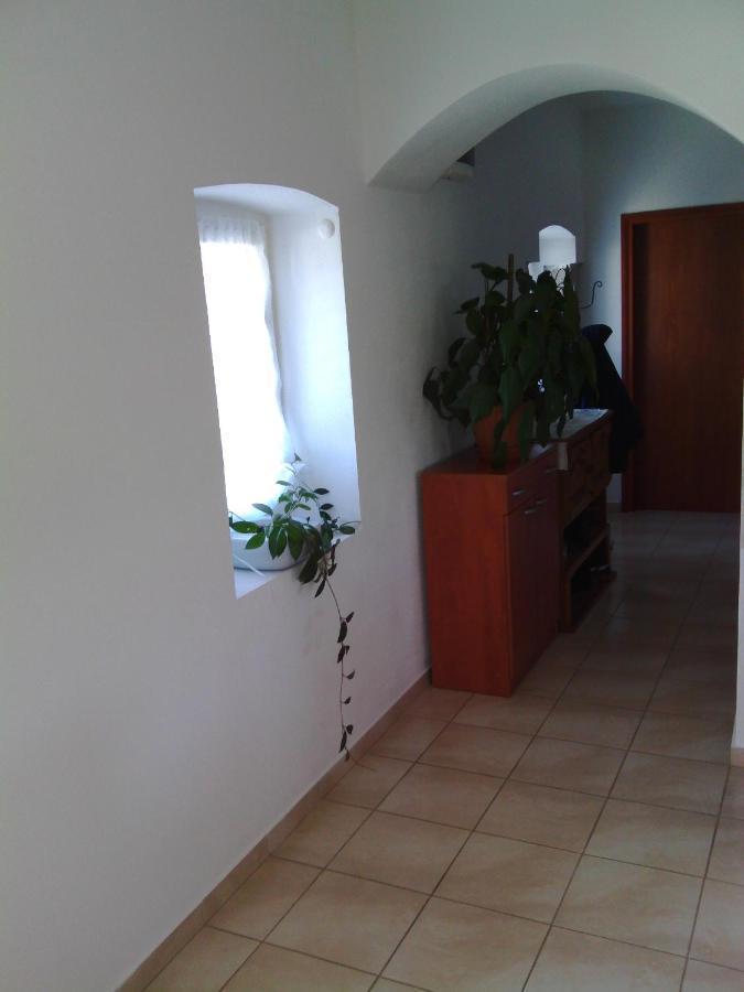 Apartments With A Parking Space Lukoran Exterior photo
